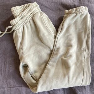Aritzia TNA cozy af sweat set